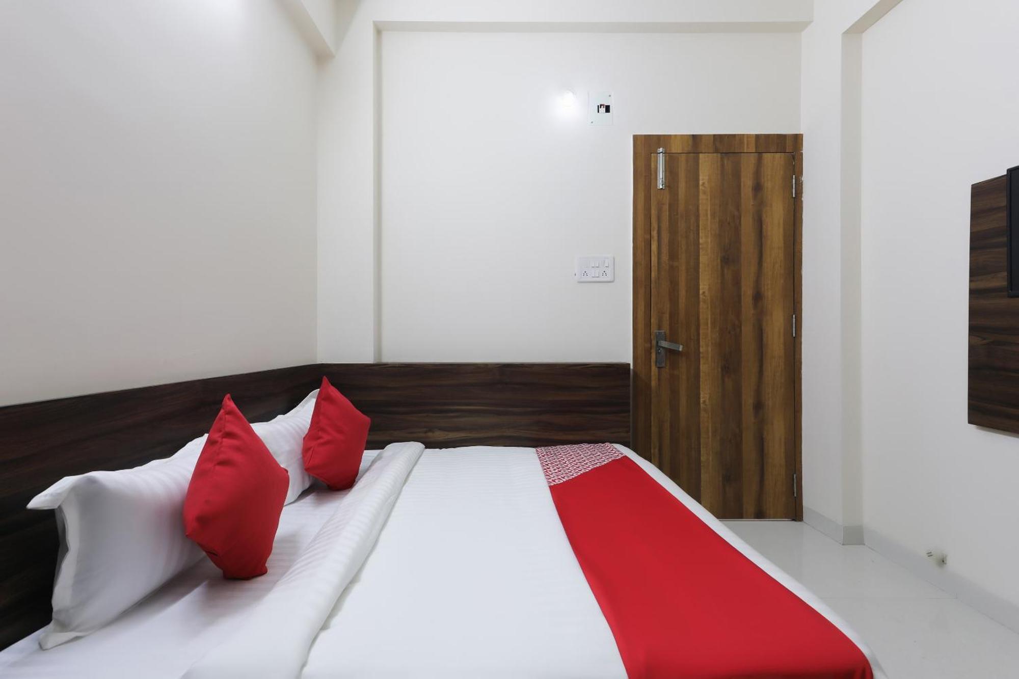 Hotel O La Flora Indore Exterior foto