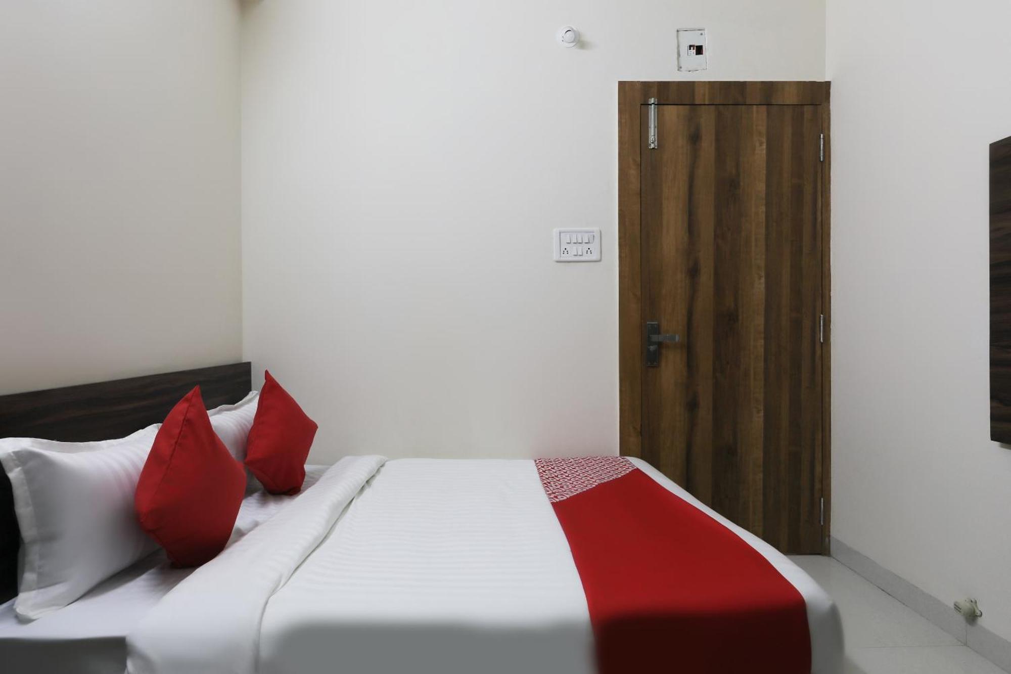 Hotel O La Flora Indore Exterior foto